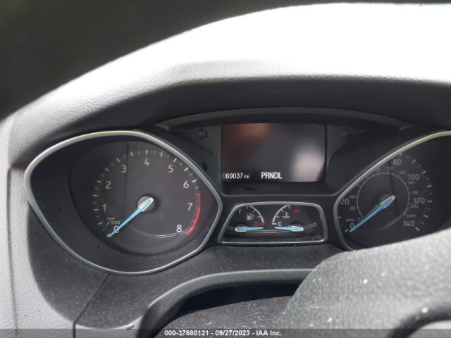 1FADP3F2XHL252961 Ford FOCUS SE