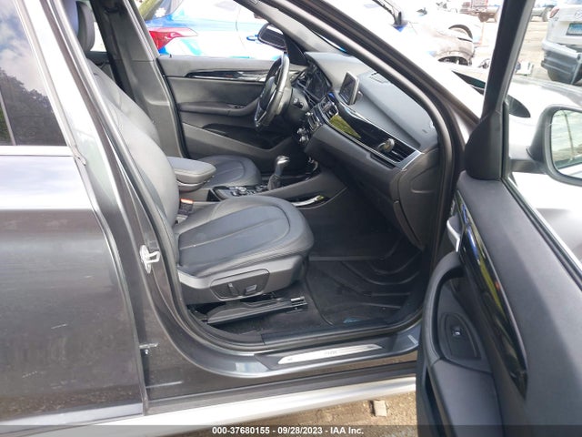 BMW X1 Xdrive28i 2016 WBXHT3C35G5E47122 Image 5