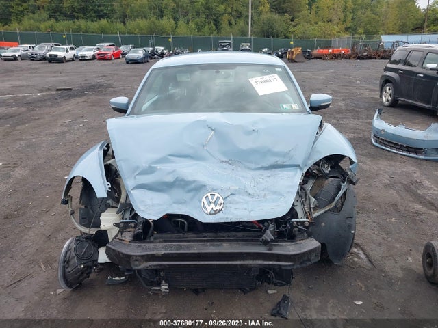 2012 VOLKSWAGEN BEETLE 2.5L PZEV VIN: 3VWJP7AT2CM606027
