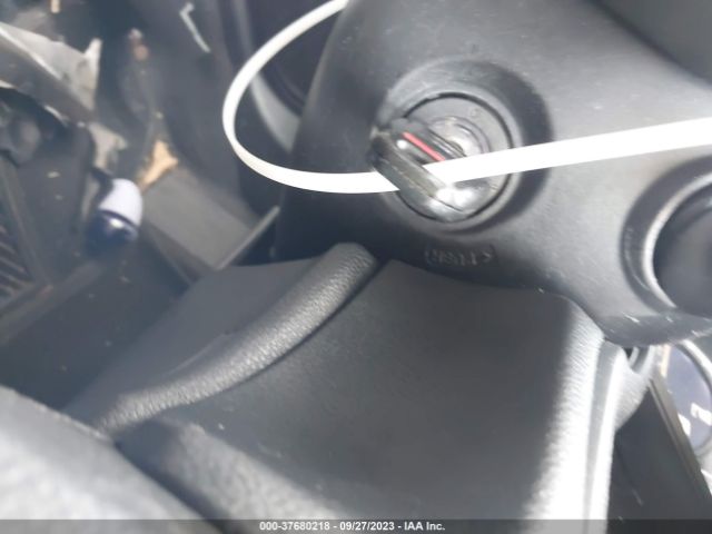 19XFC2F5XGE033475 Honda Civic Sedan Lx