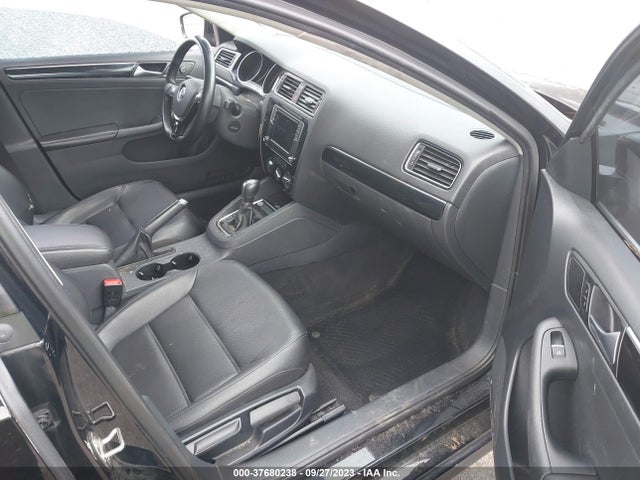 3VWL07AJ6GM247637 Volkswagen Jetta Sedan 1.8t Sel