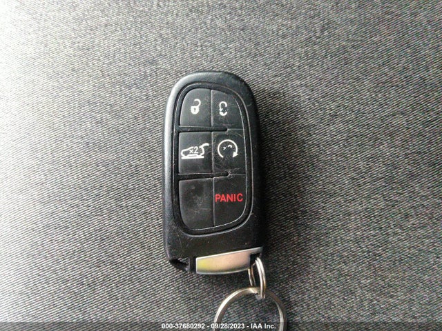1C4PJMCS1EW310467 Jeep Cherokee Latitude