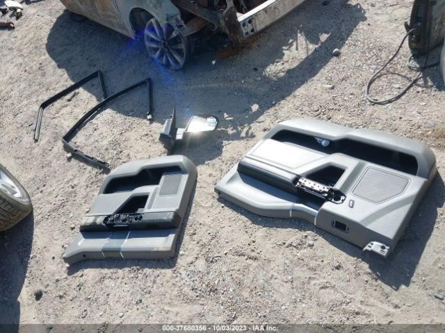 1FTEW1C8XFKE70562 Ford F-150 Xlt