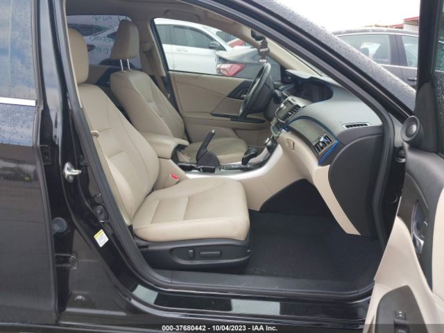1HGCR6F70EA007642 Honda Accord Hybrid Touring