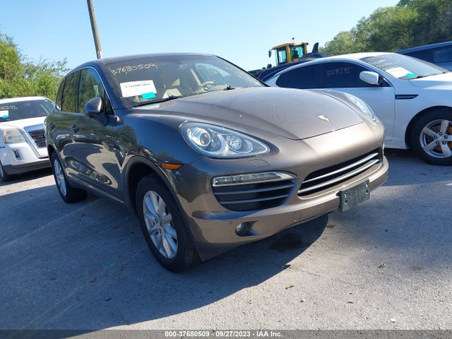 2013 PORSCHE CAYENNE WP1AA2A25DLA12645 Photo 0