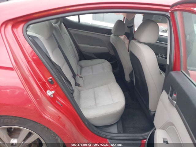 Hyundai ELANTRA SEL 2018 5NPD84LF9JH315174 Image 8