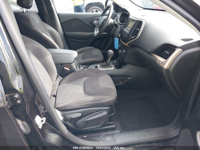 2015 JEEP CHEROKEE LATITUDE VIN: 1C4PJMCB3FW613087