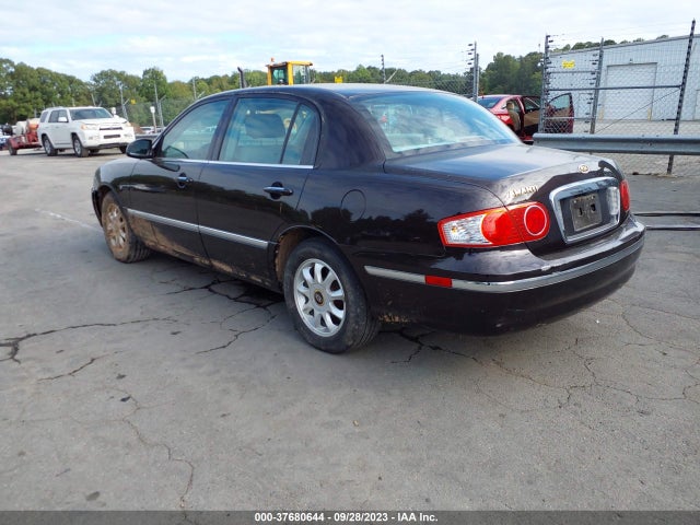 2004 KIA AMANTI VIN: KNALD124745018475