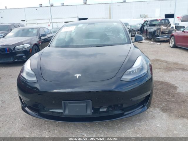 5YJ3E1EA5PF433413 Tesla MODEL 3