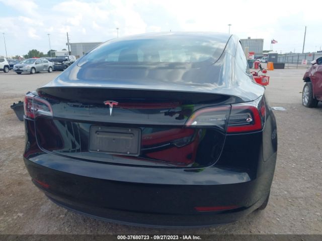 5YJ3E1EA5PF433413 Tesla MODEL 3