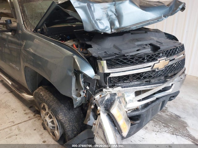 2011 CHEVROLET SILVERADO 2500HD LT VIN: 1GC1KXC80BF142518