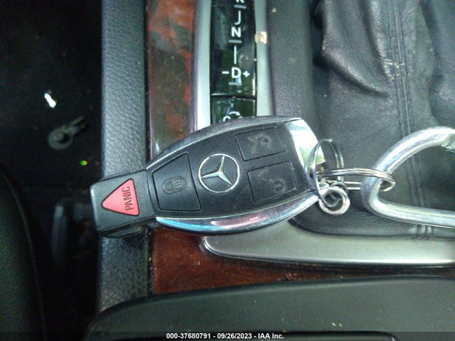 2010 MERCEDES-BENZ C-CLASS WDDGF8BB7AF444197 Photo 10