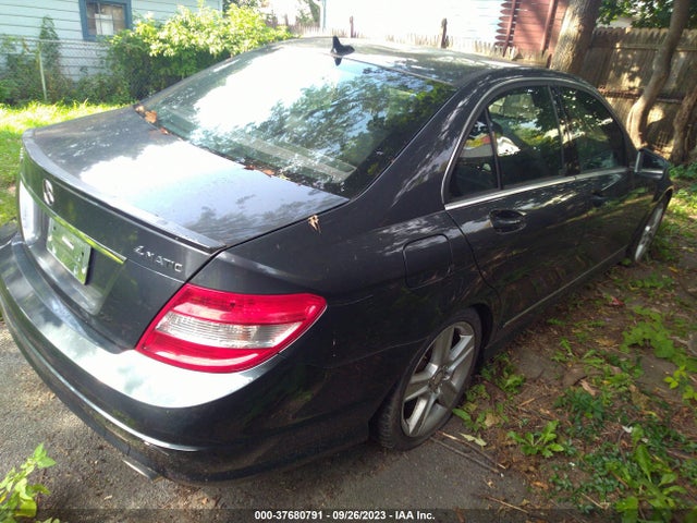 2010 MERCEDES-BENZ C-CLASS WDDGF8BB7AF444197 Photo 3
