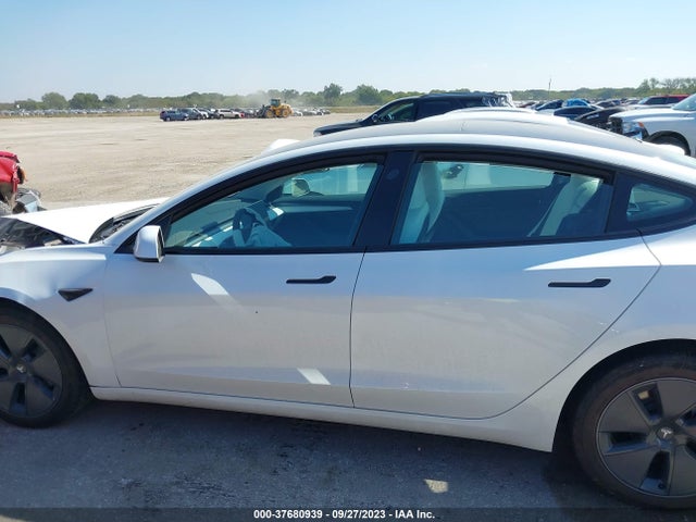 Tesla Model 3 Rear-wheel Drive 2023 5YJ3E1EA1PF630742 Image 13