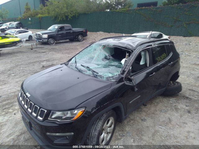 3C4NJDBB8JT456986 Jeep Compass Latitude