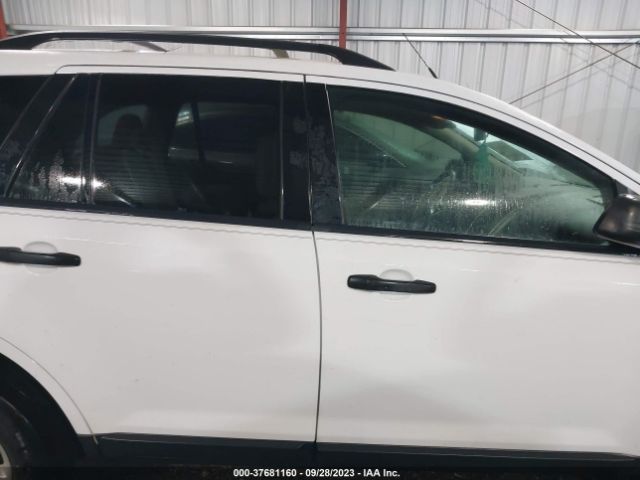 2FMDK3GC4EBA53203 Ford EDGE SE
