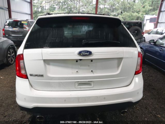 2FMDK3GC4EBA53203 Ford EDGE SE