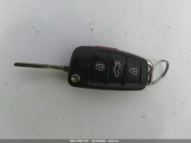 WAUAUGFF2KA121071 Audi A3 40 Premium/40 Titanium Premium