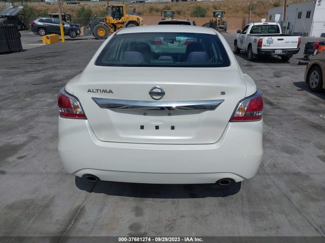 Nissan Altima 2.5 S 2015 1N4AL3AP0FC140071 Image 9