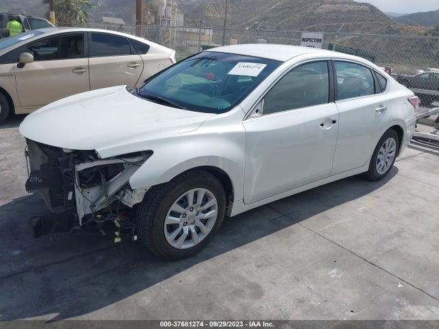 Nissan Altima 2.5 S 2015 1N4AL3AP0FC140071 Image 2