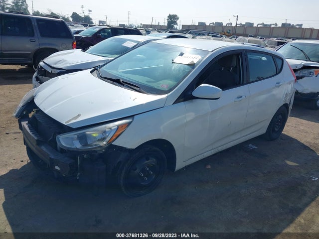 Hyundai dohc gdi gamma 2015 KMHCT5AE3FU219446 Image 2