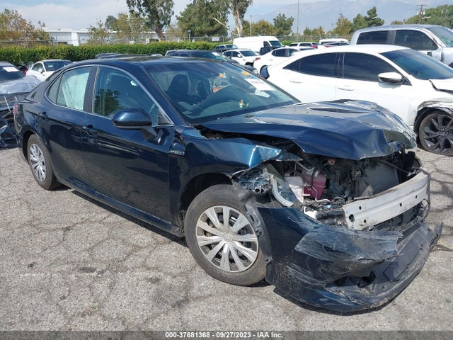 Toyota Camry Hybrid Le 2018 4T1B31HK9JU500627 main image