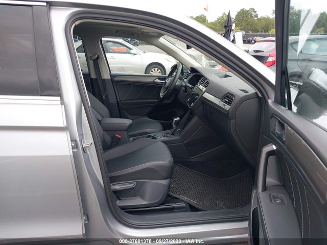 3VV3B7AX1NM142892 Volkswagen TIGUAN SE