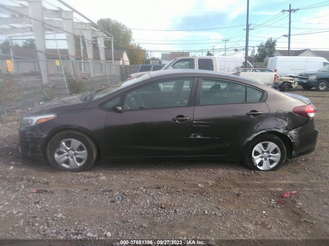2018 KIA FORTE LX VIN: 3KPFK4A79JE204442