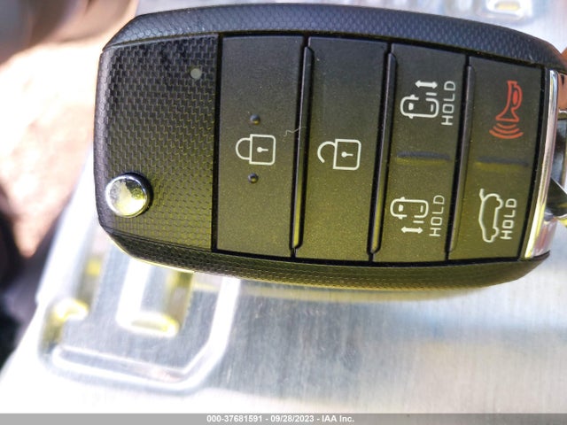 KIA SEDONA LX 2019 KNDMB5C18K6548597 Image 11