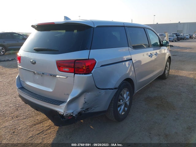 KIA SEDONA LX 2019 KNDMB5C18K6548597 Image 4