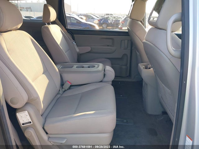 KIA SEDONA LX 2019 KNDMB5C18K6548597 Image 8