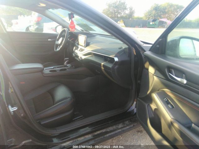 1N4BL4CV1MN374050 Nissan Altima 2.5 Sr