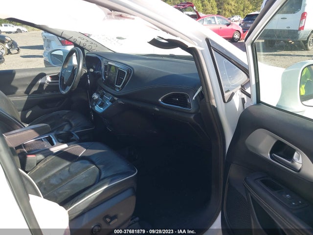 Chrysler Pacifica Limited 2019 2C4RC1GG7KR617637 Image 5