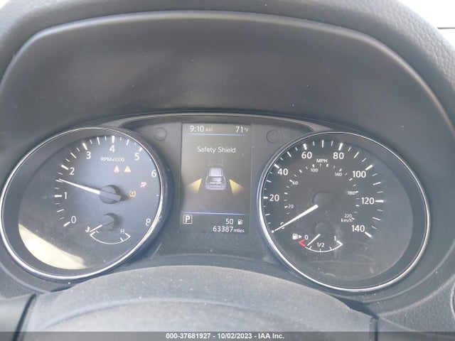 2018 NISSAN ROGUE SV VIN: 5N1AT2MT0JC745614