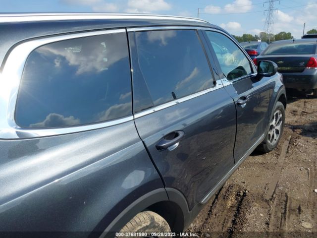 5XYP34HC8NG231323 KIA Telluride Ex