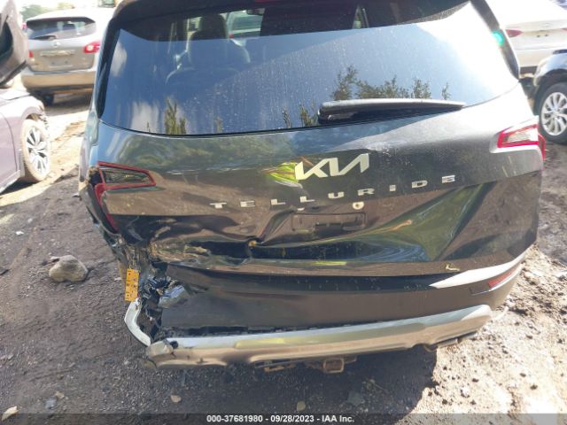 5XYP34HC8NG231323 KIA Telluride Ex