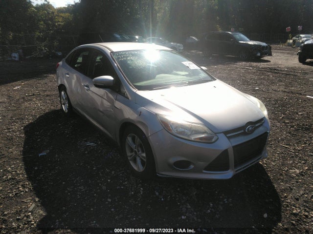2014 FORD FOCUS SE VIN: 1FADP3F2XEL188660