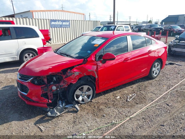 Chevrolet CRUZE LS 2017 1G1BC5SM8H7115910 Image 2