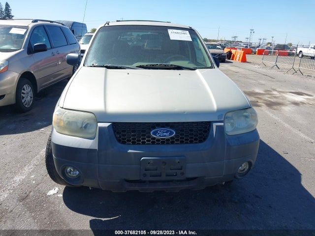 2005 FORD ESCAPE XLT VIN: 1FMYU93115KB27119