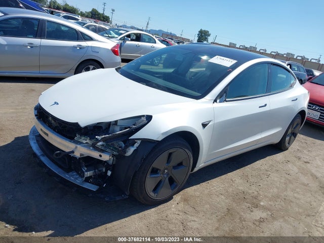 Tesla Model 3 Long Range 2021 5YJ3E1EB0MF044702 Image 2