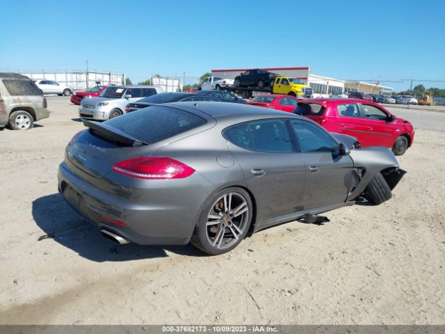 WP0AA2A77FL003834 Porsche PANAMERA 4