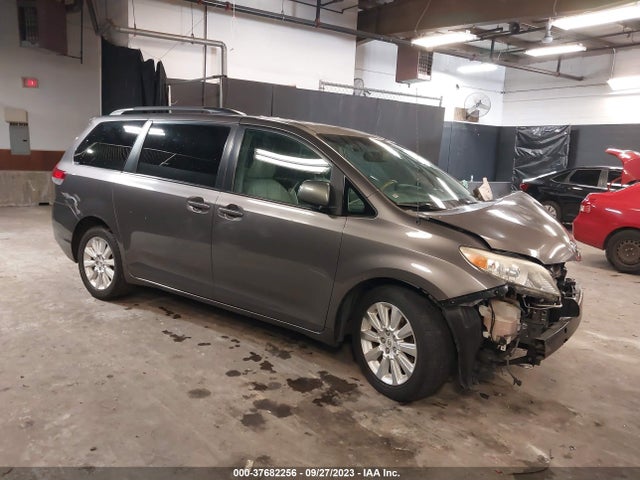 2012 TOYOTA SIENNA XLE/LTD VIN: 5TDDK3DC0CS035981