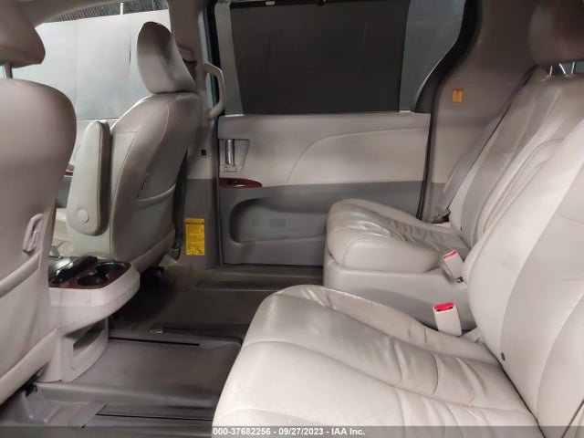 2012 TOYOTA SIENNA XLE/LTD VIN: 5TDDK3DC0CS035981