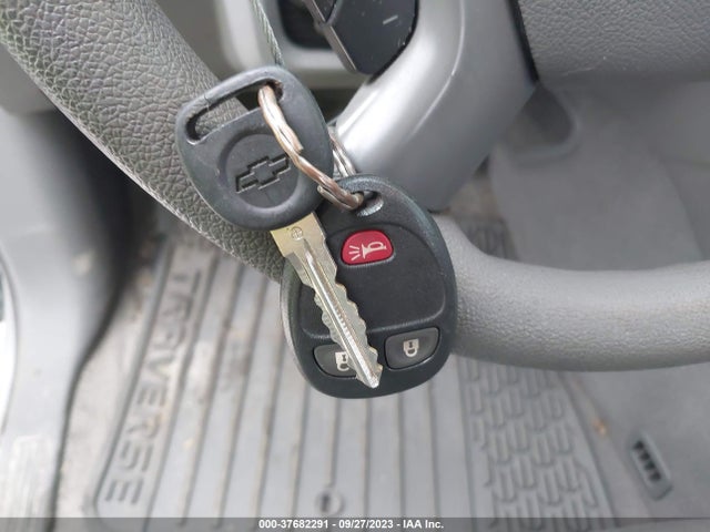 Chevrolet Traverse Ls 2017 1GNKRFKD3HJ108014 Image 11