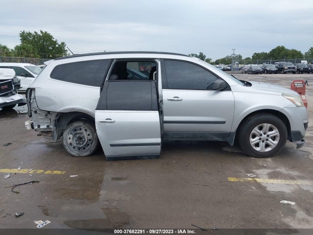 Chevrolet Traverse Ls 2017 1GNKRFKD3HJ108014 Image 13