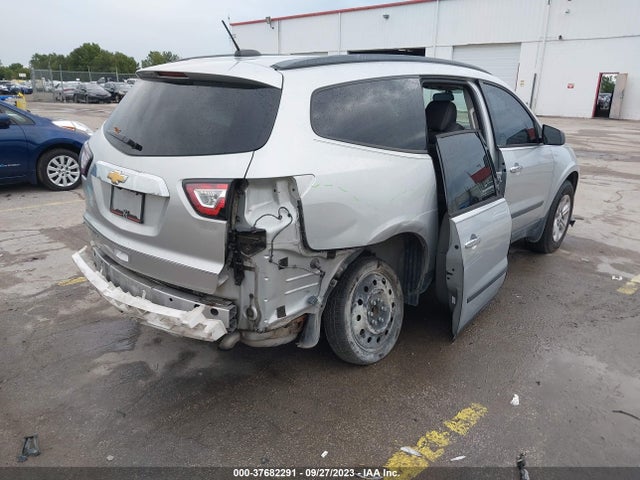 Chevrolet Traverse Ls 2017 1GNKRFKD3HJ108014 Image 4