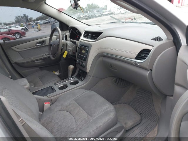 Chevrolet Traverse Ls 2017 1GNKRFKD3HJ108014 Image 5