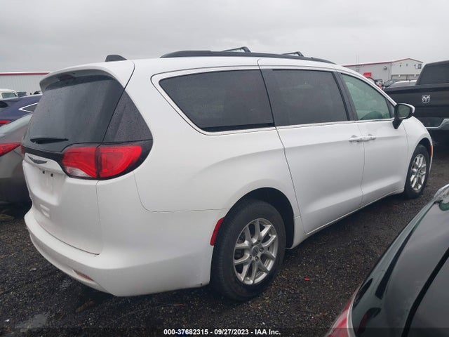 2C4RC1DG6MR546440 Chrysler Voyager Lxi