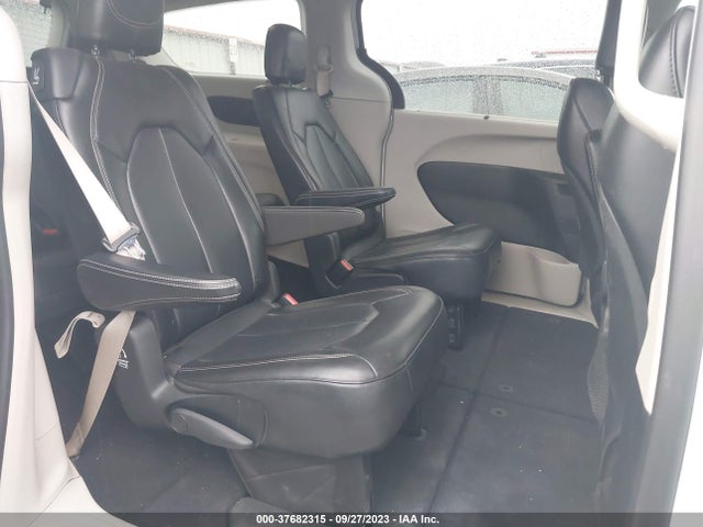 2C4RC1DG6MR546440 Chrysler Voyager Lxi