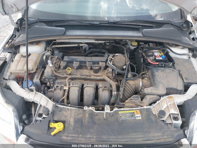 2013 FORD FOCUS SE VIN: 1FADP3K2XDL105653